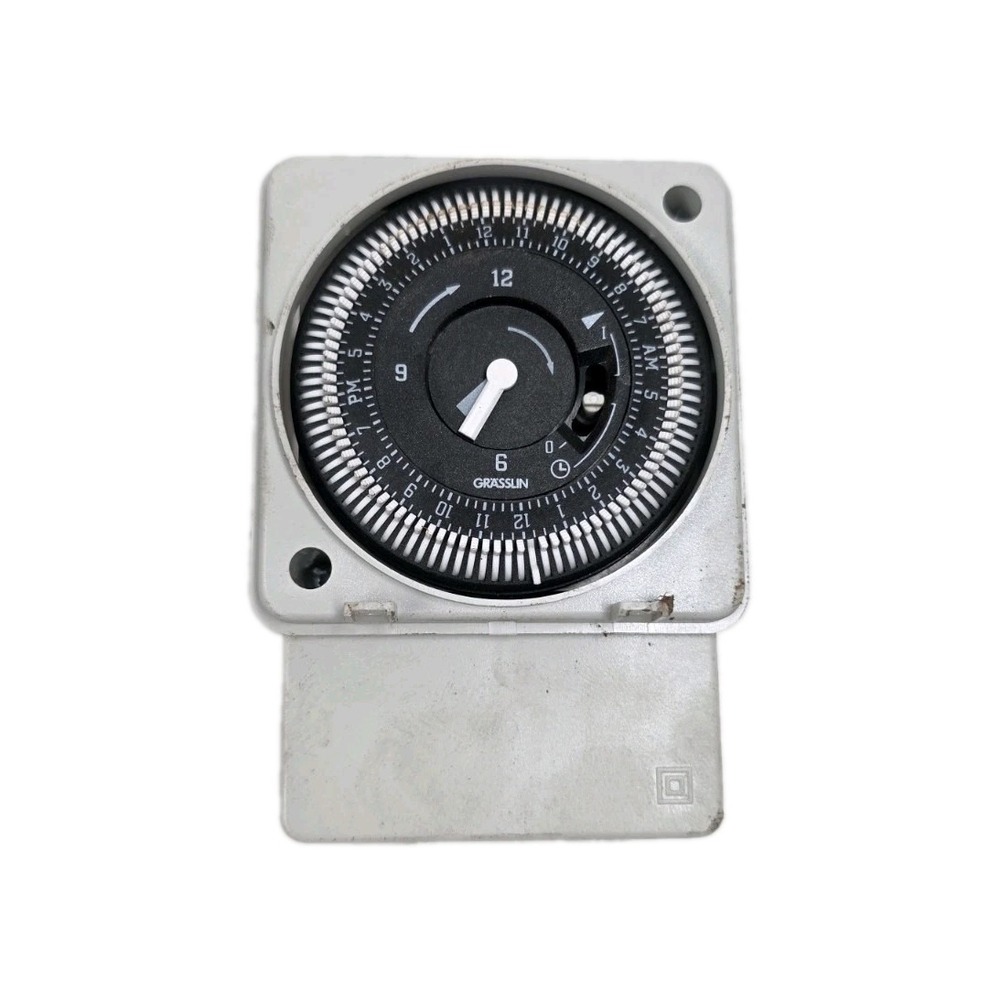 INTERMATIC MIL72ASTUZH-24 Electromechanical Timer, 24 hr, SPDT, Plastic